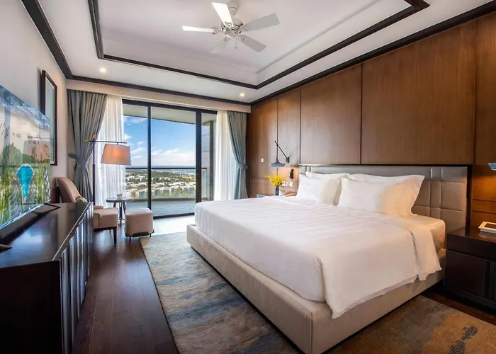Executive King Suite